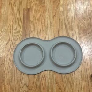WC silicone dog bowl mat. New